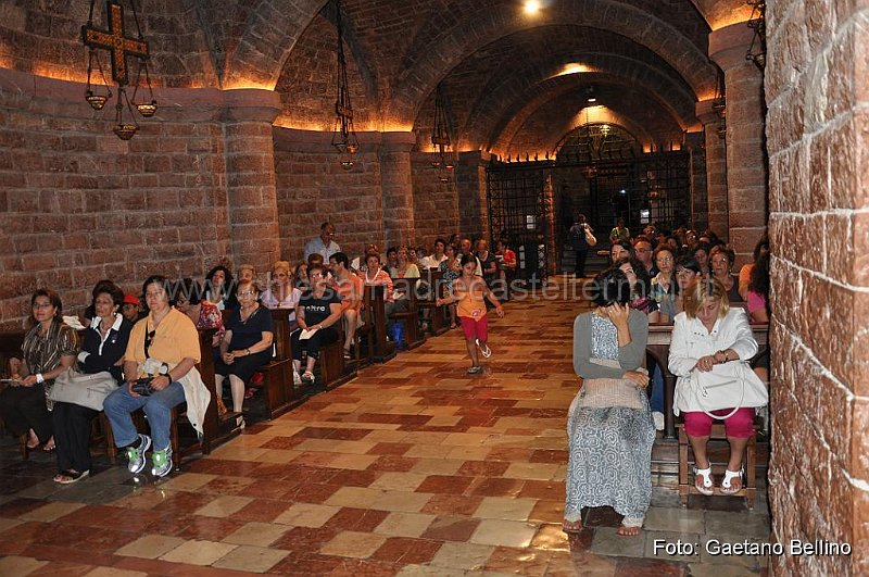 DSC_3398.JPG - 03/08/2010 Celebrazione Eucaristica sulla Tomba di San Francesco