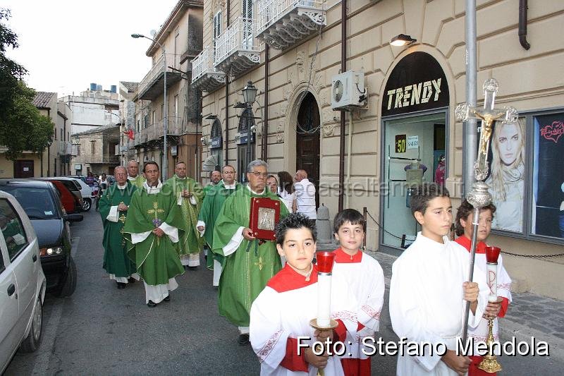 2009IMG_7017.JPG - Concelebrazione Eucaristica presideuta da S.E. Mons. Francesco Montenegro, Arcivescovo di Agrigento (2009)