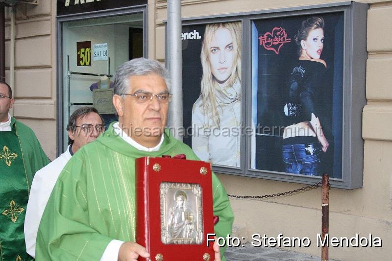 2009IMG_7018.JPG - Concelebrazione Eucaristica presideuta da S.E. Mons. Francesco Montenegro, Arcivescovo di Agrigento (2009)