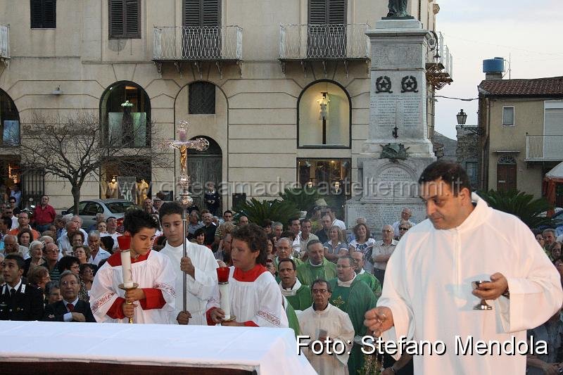 2009IMG_7024.JPG - Concelebrazione Eucaristica presideuta da S.E. Mons. Francesco Montenegro, Arcivescovo di Agrigento (2009)